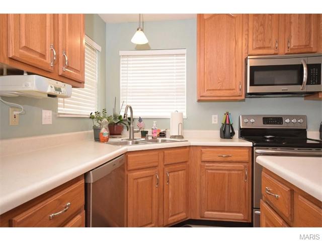 428 Winter Park Dr, O'fallon, MO 63366 photo 6