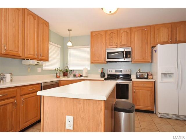 428 Winter Park Dr, O'fallon, MO 63366 photo 7