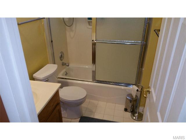 6 Cottagemill Ct, Ballwin, MO 63021 photo 14