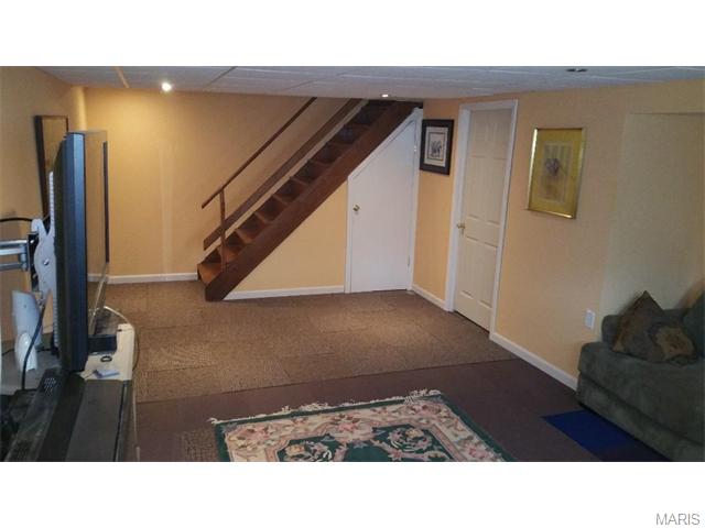 6 Cottagemill Ct, Ballwin, MO 63021 photo 6