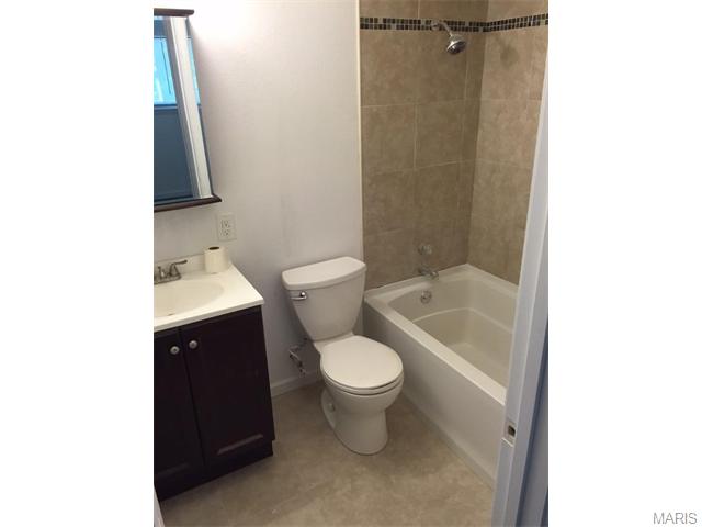 504 Robert, O'fallon, MO 63366 photo 4