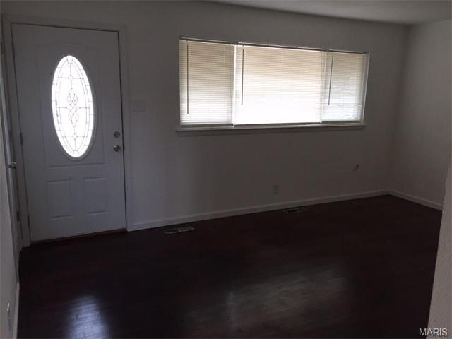 504 Robert, O'fallon, MO 63366 photo 5
