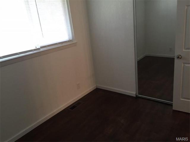 504 Robert, O'fallon, MO 63366 photo 9