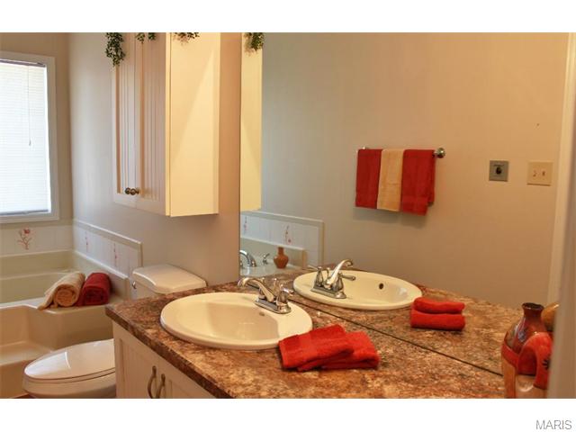 1342 Deerfield Ests, O'fallon, MO 63366 photo 19