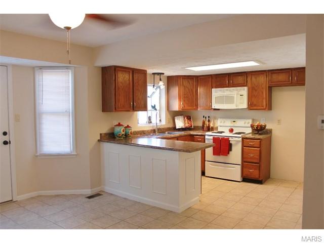 1342 Deerfield Ests, O'fallon, MO 63366 photo 9