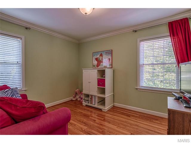 94 Frederick Ln, Glendale, MO 63122 photo 23