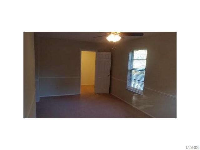 679 Crowsnest Dr, Ballwin, MO 63021 photo 12