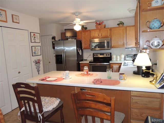 622 Cascade Lake Dr, Ballwin, MO 63021 photo 7