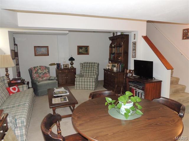 622 Cascade Lake Dr, Ballwin, MO 63021 photo 18