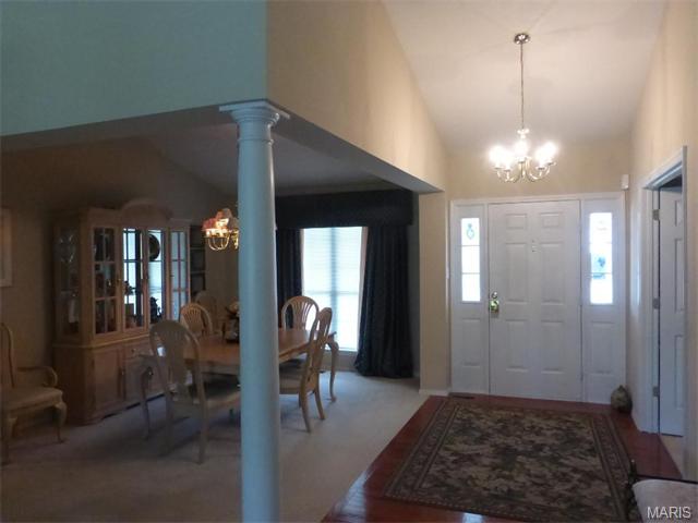 616 Thornridge Dr, O'fallon, MO 63368 photo 2