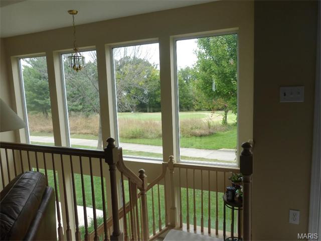 616 Thornridge Dr, O'fallon, MO 63368 photo 8