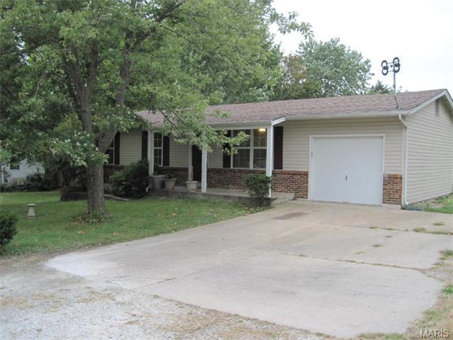 41 Plackemeier Dr, O'fallon, MO 63366 photo 3
