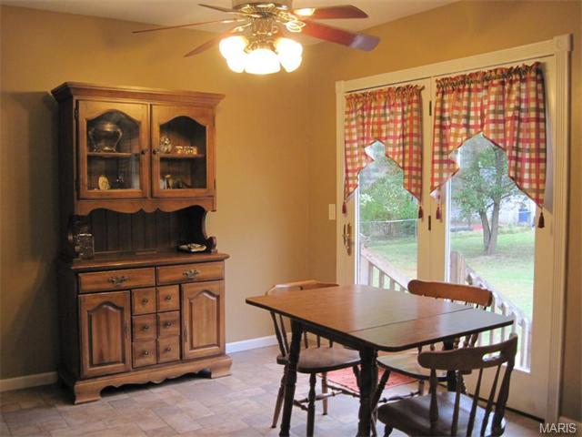 41 Plackemeier Dr, O'fallon, MO 63366 photo 9