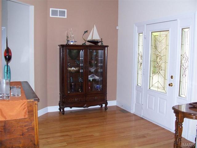 807 Kingsgate Dr, O'fallon, MO 63368 photo 8