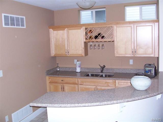 807 Kingsgate Dr, O'fallon, MO 63368 photo 11