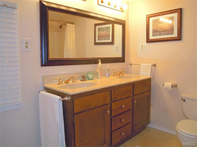 224 Highview Dr, Ballwin, MO 63011 photo 13