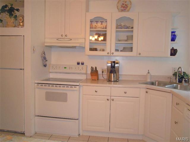 224 Highview Dr, Ballwin, MO 63011 photo 9