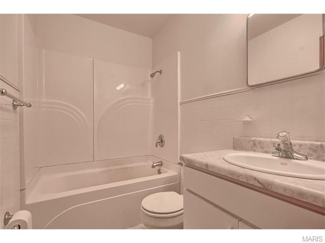 2406 Eatherton Rd, Grover, MO 63040 photo 7