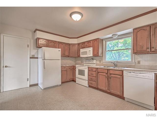 2406 Eatherton Rd, Grover, MO 63040 photo 3