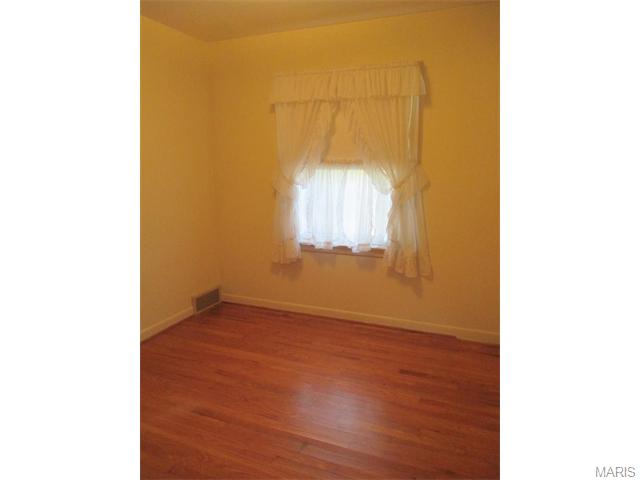 436 Radford, Ballwin, MO 63021 photo 17