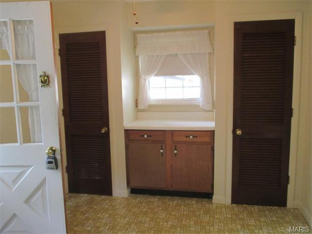 436 Radford, Ballwin, MO 63021 photo 5