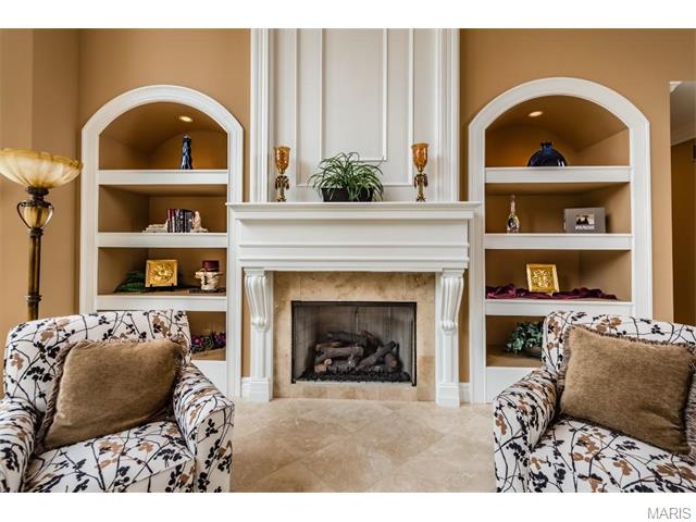 921 Stonecastle Dr, O'fallon, MO 63366 photo 17