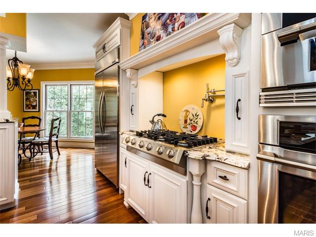 921 Stonecastle Dr, O'fallon, MO 63366 photo 30