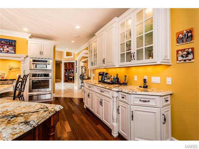 921 Stonecastle Dr, O'fallon, MO 63366 photo 31