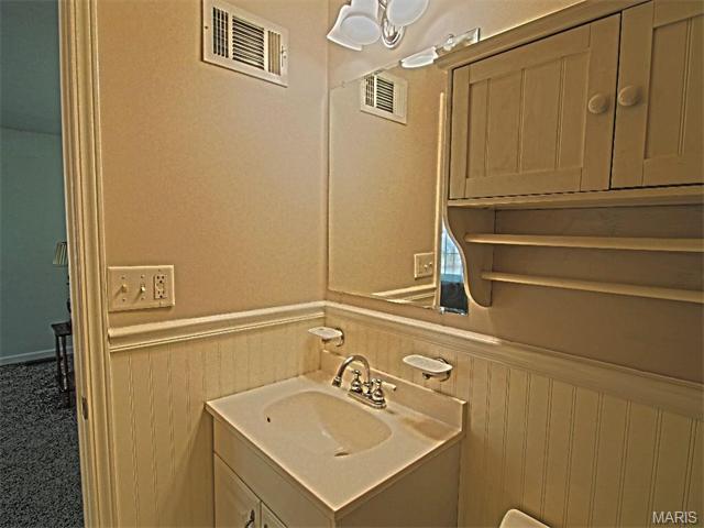 616 Lemonwood Dr, Ballwin, MO 63021 photo 15