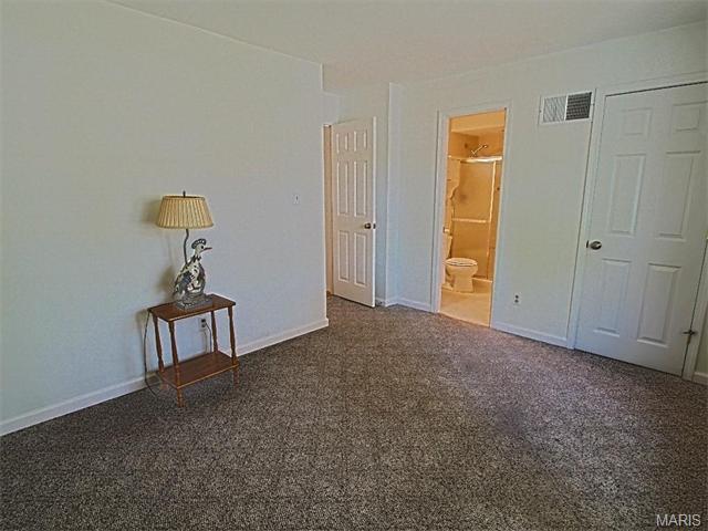 616 Lemonwood Dr, Ballwin, MO 63021 photo 12