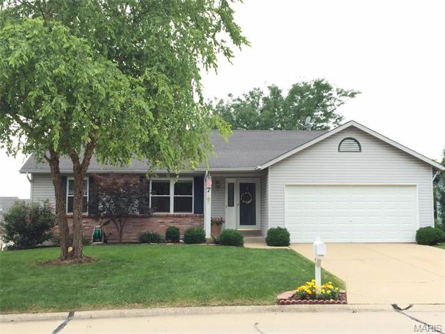 7 Tailor Sq, O'fallon, MO 63368 photo 1
