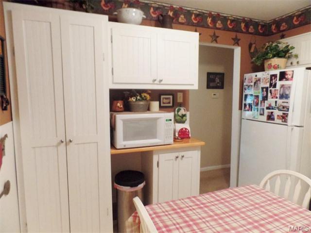 222 Newton, Ballwin, MO 63021 photo 6
