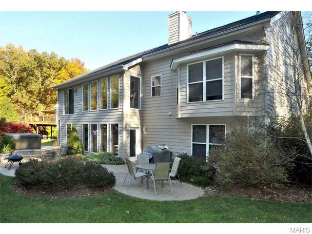 740 Hilltop Woods, Eureka, MO 63025 photo 1