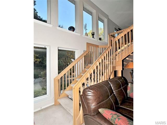 740 Hilltop Woods, Eureka, MO 63025 photo 10