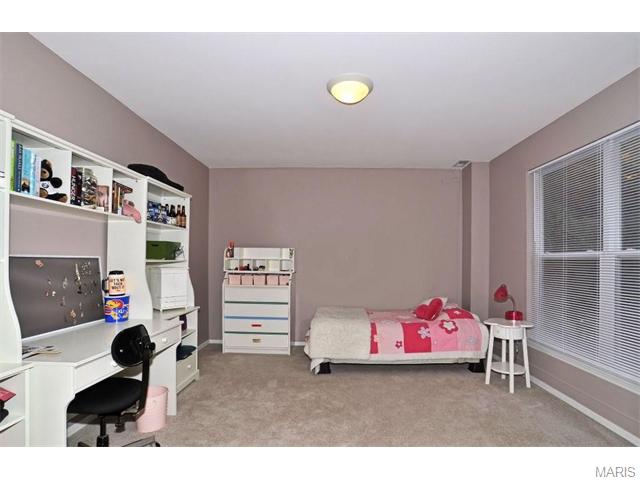 740 Hilltop Woods, Eureka, MO 63025 photo 13