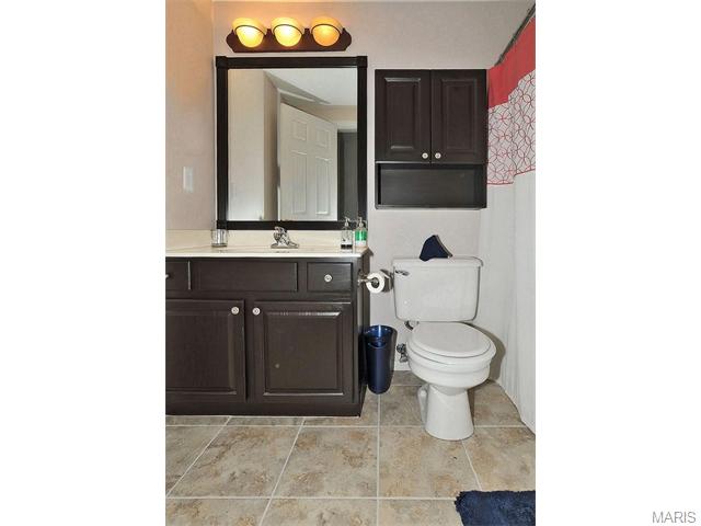 740 Hilltop Woods, Eureka, MO 63025 photo 24