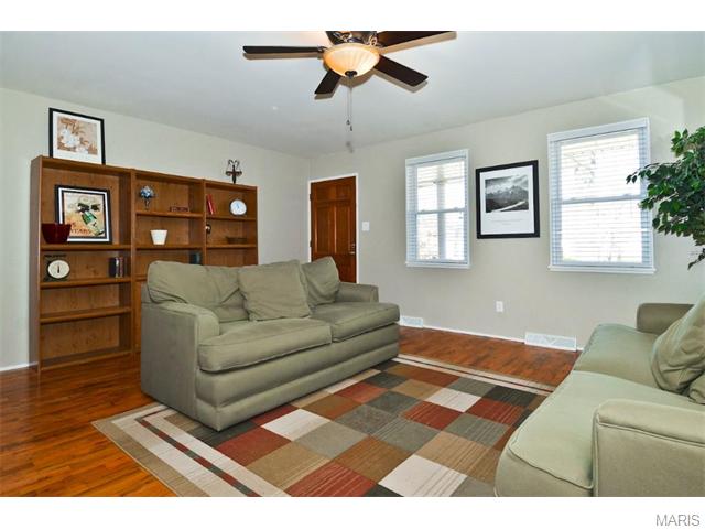 5810 Langley Ave, Saint Louis, MO 63123 photo 5
