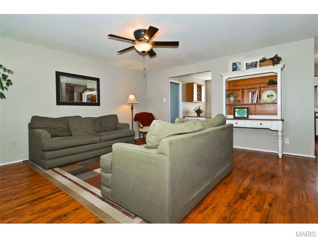 5810 Langley Ave, Saint Louis, MO 63123 photo 3