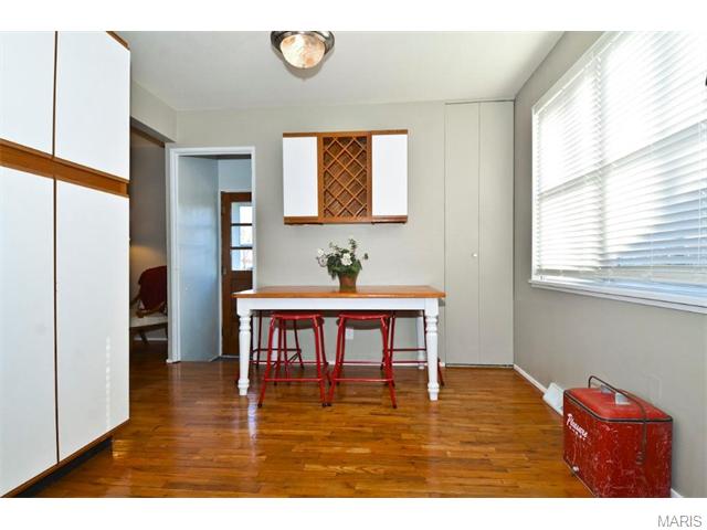 5810 Langley Ave, Saint Louis, MO 63123 photo 8