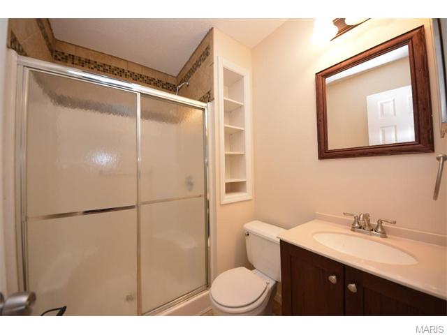 626 Sundance Dr, O'fallon, MO 63368 photo 11