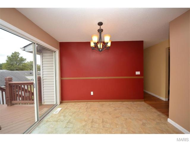626 Sundance Dr, O'fallon, MO 63368 photo 8