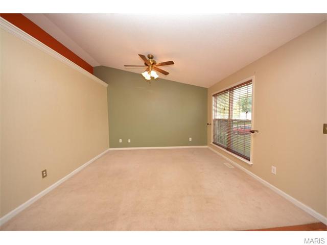 626 Sundance Dr, O'fallon, MO 63368 photo 3