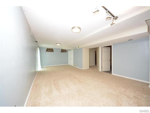 626 Sundance Dr, O'fallon, MO 63368 photo 17