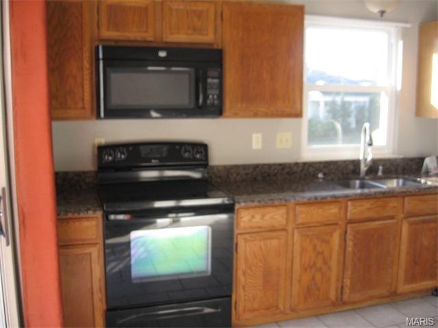 178 Pheasant Pt, O'fallon, MO 63368 photo 8