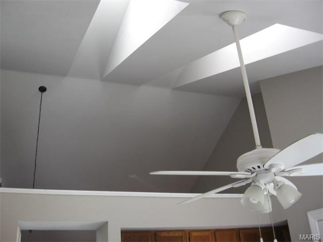 178 Pheasant Pt, O'fallon, MO 63368 photo 5