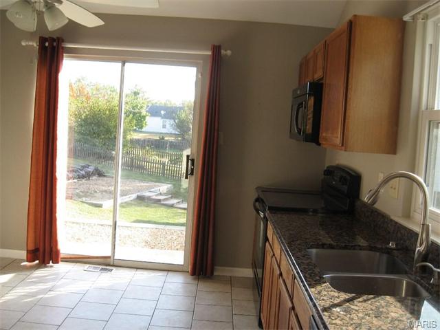 178 Pheasant Pt, O'fallon, MO 63368 photo 11