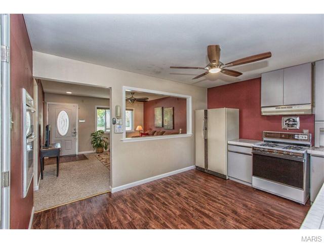 405 Saint Patrick Dr, O'fallon, MO 63366 photo 6
