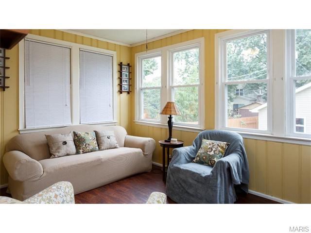 5228 Gresham Ave, Saint Louis, MO 63109 photo 11