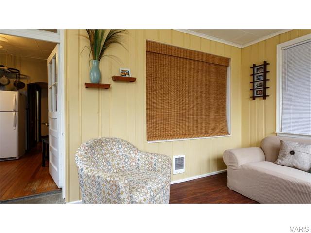 5228 Gresham Ave, Saint Louis, MO 63109 photo 10