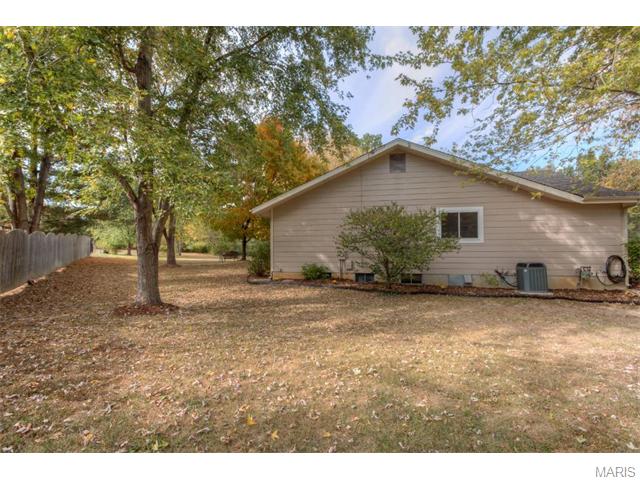 121 Cedar Ridge Ct, Weldon Spring, MO 63304 photo 25